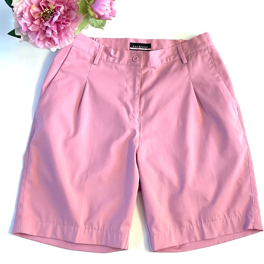FAIRWAY GOLF & RESORT Golf Shorts Women's SIZE 8 Barbie Bubblegum Pink Pleated